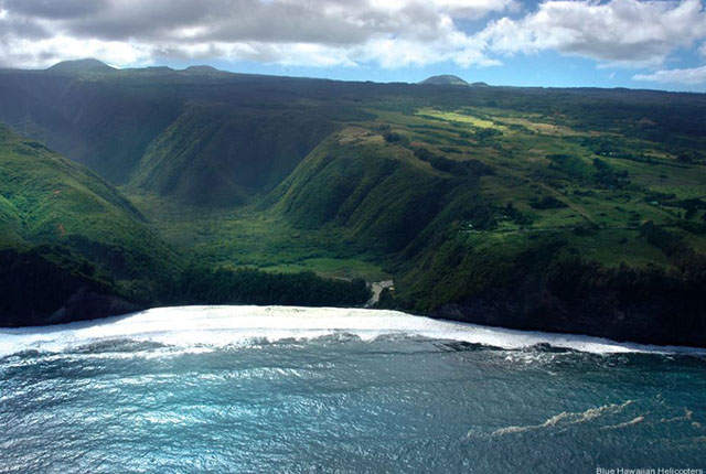 大岛蓝色夏威夷直升机Astar之火环加瀑布