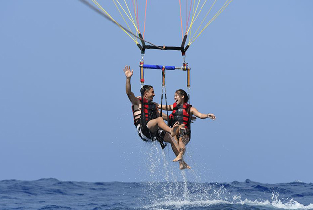 H2O拖翼伞探险滑翔600英尺体验